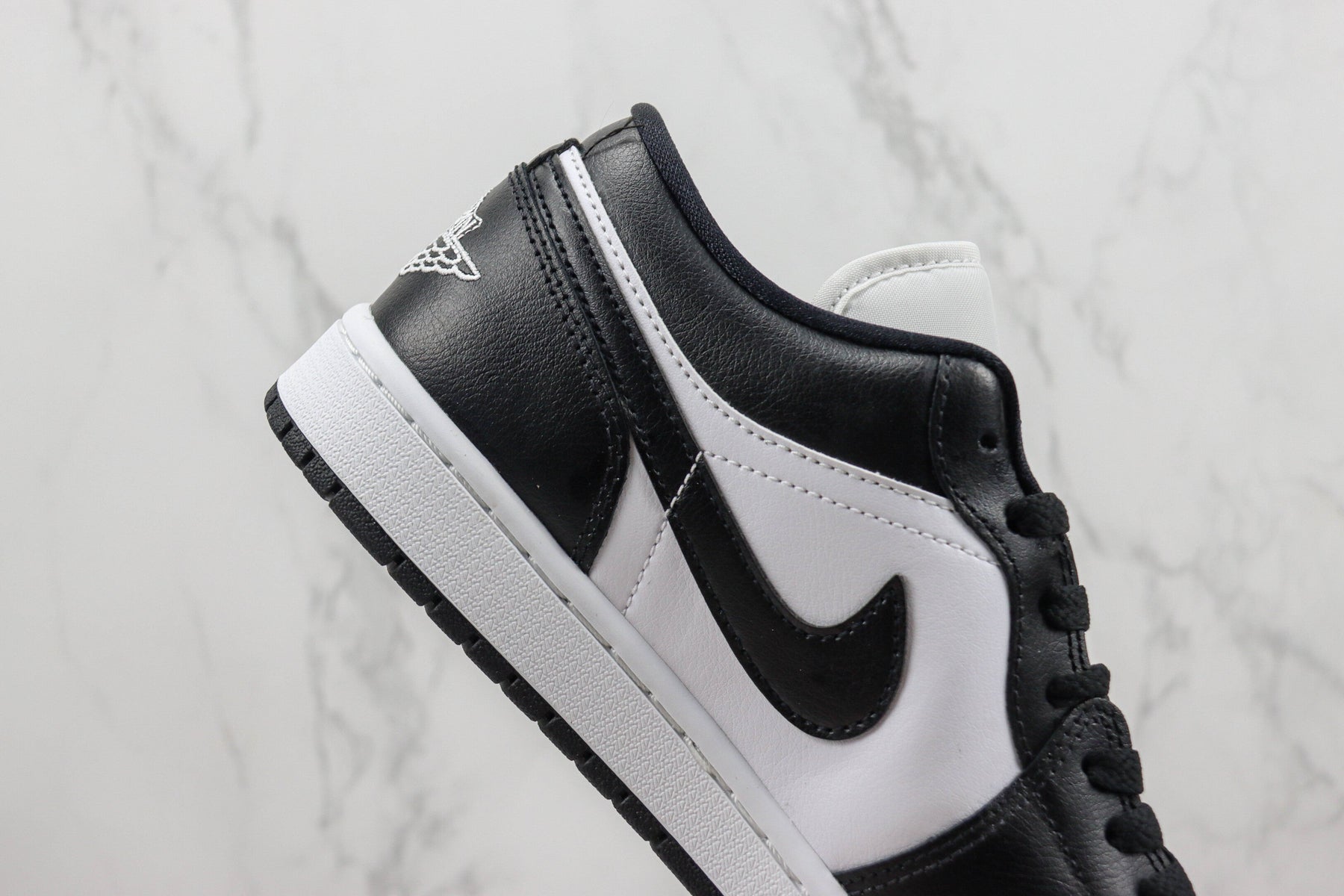 Nike Air Jordan 1 Low "Panda" 