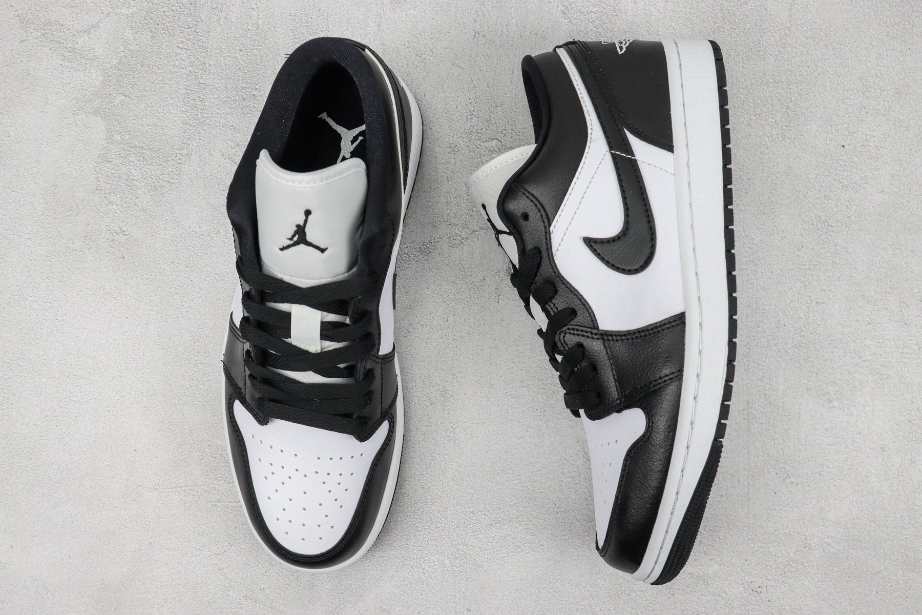 Nike Air Jordan 1 Low "Panda" 