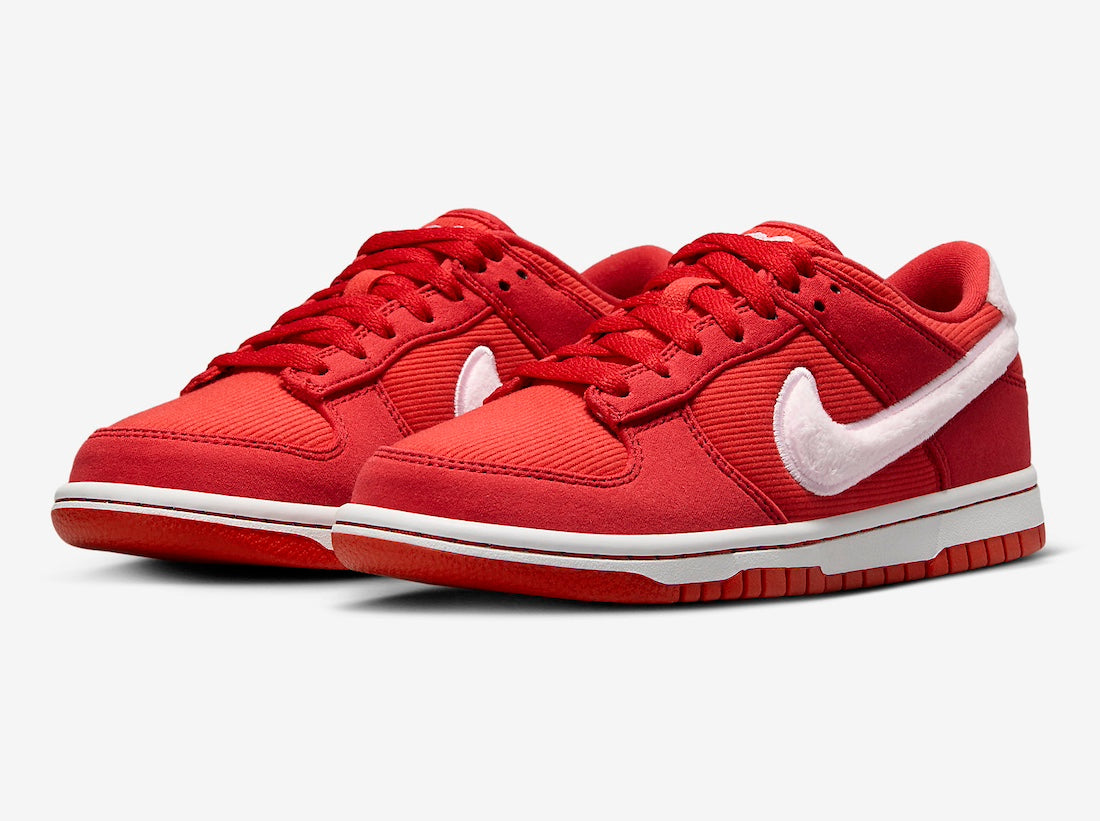 Nike Dunk Low "Valentine's Day Solemates" 