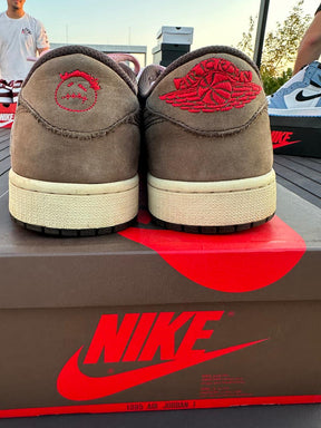 Travis Scott x Air Jordan 1 Low Retro SP Dark Mocha