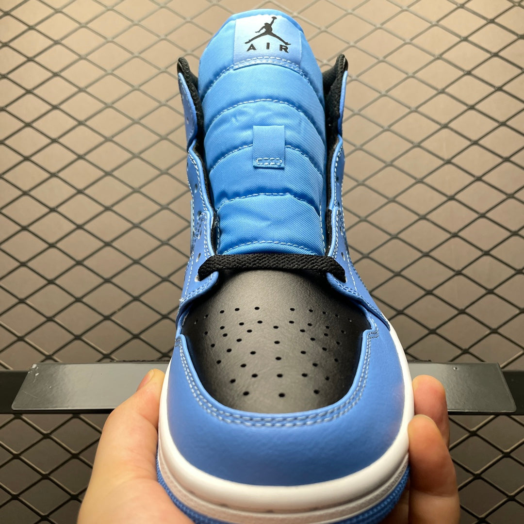 Nike Air Jordan 1 Mid "University Blue"