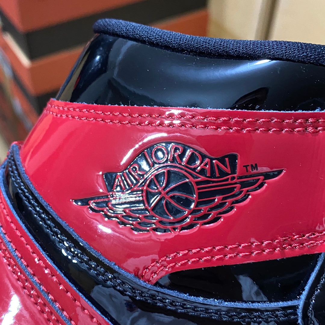 Nike Air Jordan 1 Retro High OG Bred Patent